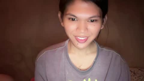Snapshot of esilchan chatting on May 2026 06:19:02 AM Chelliane online show from May 2026 06:19:02 AM