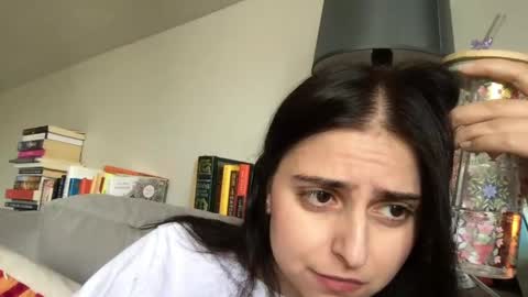 Snapshot of esimaralda chatting on May 2026 03:41:02 PM esimaralda online show from May 2026 03:41:02 PM