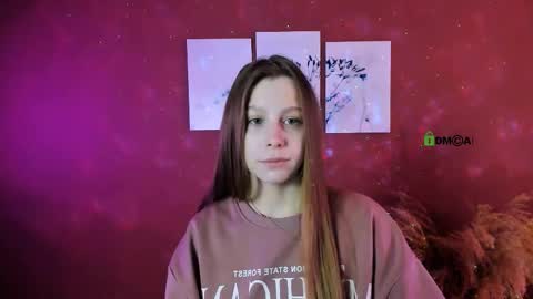 esme_moore_ online show from October 2025 08:37:01 AM