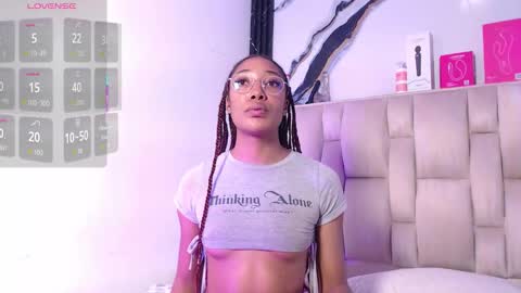 Snapshot of esmeralda_bk chatting on February 2026 10:07:01 PM esmeralda_bk online show from February 2026 10:07:01 PM