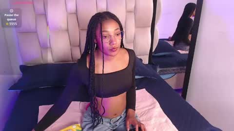 Snapshot of esmeralda_bk chatting on May 2026 08:06:01 PM esmeralda_bk online show from May 2026 08:06:01 PM