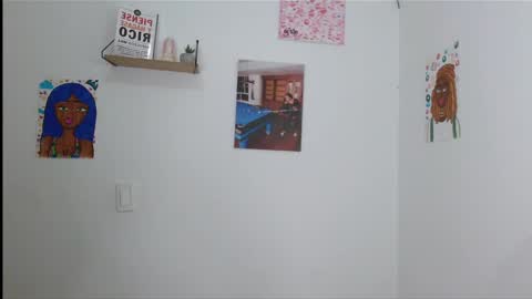 Snapshot of esmeralda_parck chatting on December 2024 10:13:01 PM Esmeralda parck online show from December 2024 10:13:01 PM