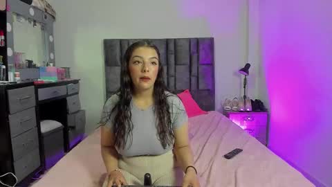 Perla online show from January 2026 06:18:02 AM