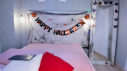 esmeraldanyx online show from October 2025 10:09:02 PM