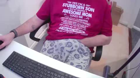 Snapshot of essex_wild chatting on December 2024 09:44:01 PM Morph online show from December 2024 09:44:01 PM