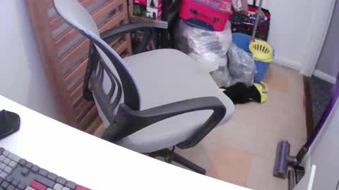 Snapshot of essex_wild chatting on October 2025 08:30:02 PM Morph online show from October 2025 08:30:02 PM