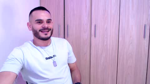 Esteban Fernandez online show from January 2025 02:04:01 PM