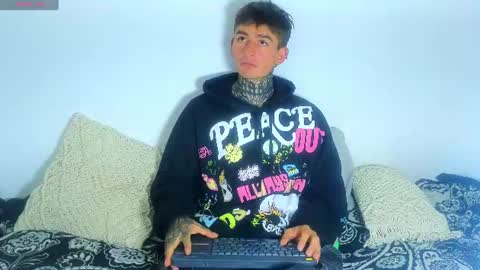Esteban independent model online show from July 2026 06:51:02 PM