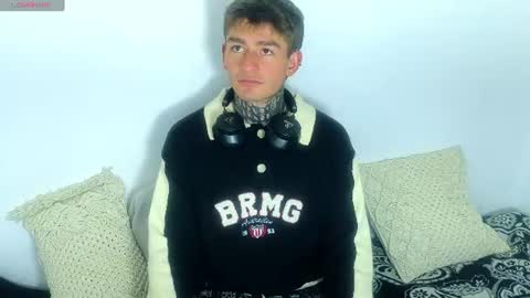 Esteban independent model online show from July 2026 07:53:02 PM
