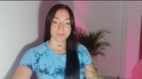 estefa1 online show from December 2025 06:26:01 PM