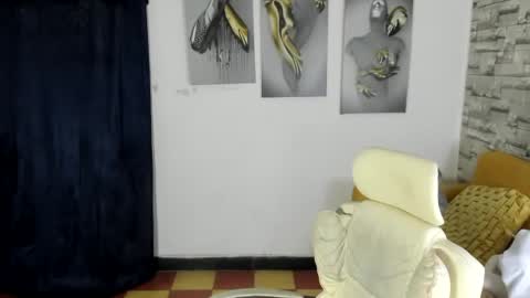 estefani robles online show from July 2026 02:29:02 AM