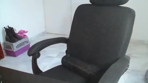 estefania_starlovee online show from March 2026 10:37:02 PM