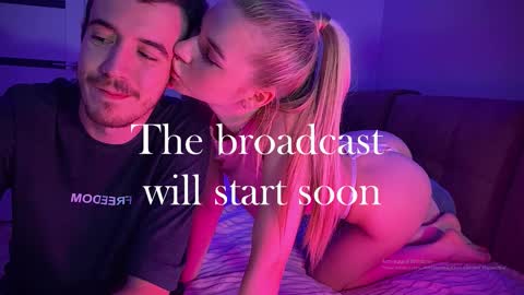 Ester online show from November 2025 05:34:02 PM