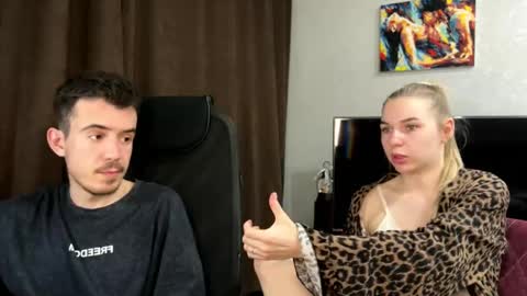 Snapshot of ester_vixen chatting on April 2026 06:02:01 PM Ester online show from April 2026 06:02:01 PM