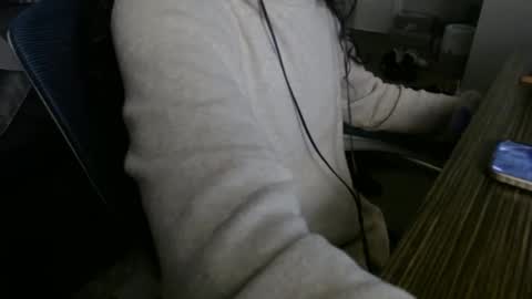 Snapshot of estessaid chatting on October 2025 04:24:01 AM 94Bottles online show from October 2025 04:24:01 AM