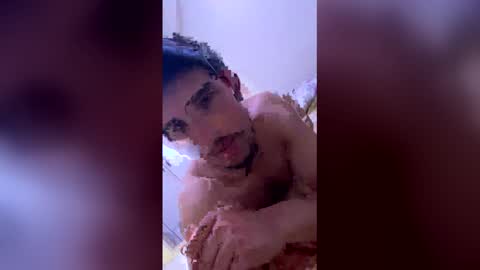Estetikmen online show from May 2026 07:32:02 PM