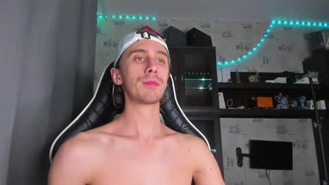 LOUIS online show from September 2025 07:51:02 PM