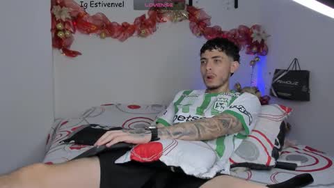 estivenvel online show from November 2025 02:28:01 PM