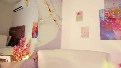 Snapshot of eterea_blow chatting on April 2026 12:12:01 AM Eterea online show from April 2026 12:12:01 AM