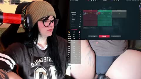 Snapshot of eternaaura_ chatting on May 2026 07:45:01 PM Aura online show from May 2026 07:45:01 PM
