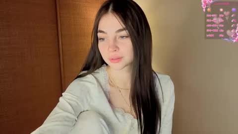 Mary online show from November 2025 08:05:02 AM