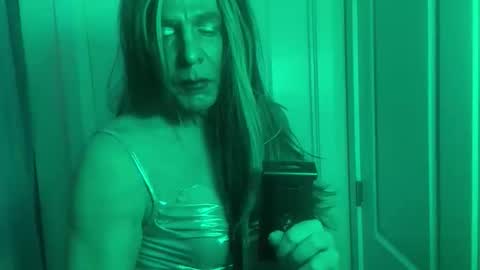 Snapshot of ethan_astrid chatting on May 2026 08:07:02 PM Bustedpussy online show from May 2026 08:07:02 PM