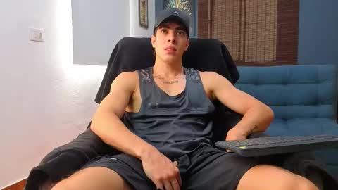 Snapshot of ethangreey1 chatting on April 2026 02:36:02 PM ethangreey1 online show from April 2026 02:36:02 PM