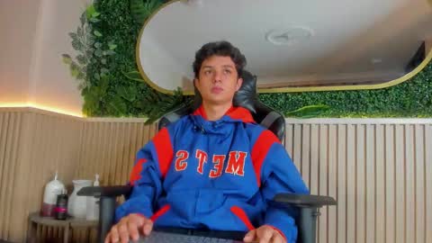 ethanlowell online show from February 2026 04:21:01 AM