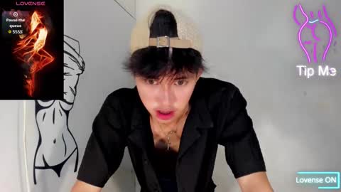 Snapshot of ethereal_ethan chatting on October 2025 09:51:01 AM Ethan online show from October 2025 09:51:01 AM