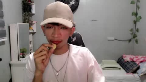 Snapshot of ethereal_ethan chatting on June 2026 09:36:02 AM Ethan online show from June 2026 09:36:02 AM