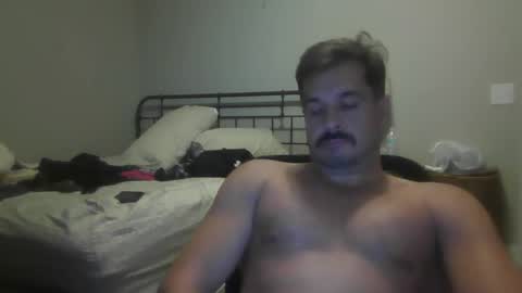 Snapshot of etim33 chatting on October 2025 02:31:01 AM etim33 online show from October 2025 02:31:01 AM