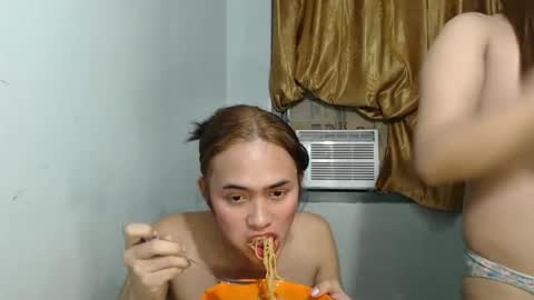 YELLA online show from January 2025 06:49:01 PM