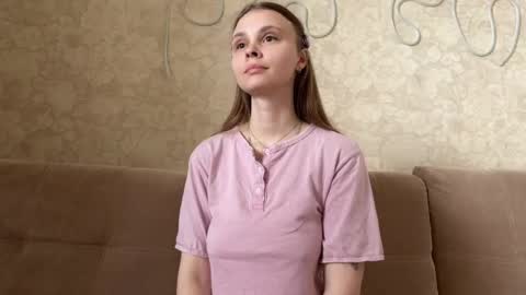 Snapshot of eva_calvin chatting on May 2026 04:41:02 AM Eva Calvin online show from May 2026 04:41:02 AM