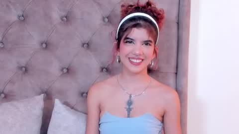 Snapshot of eva_caos chatting on June 2026 12:01:02 AM Eva online show from June 2026 12:01:02 AM