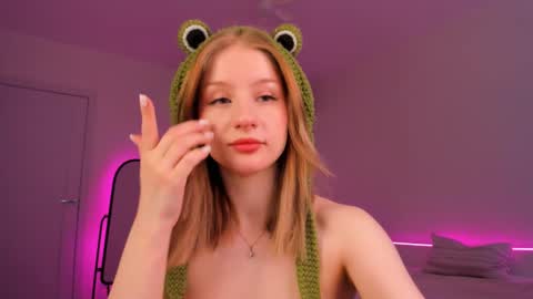 Snapshot of eva_davi chatting on February 2025 05:13:01 AM Eva Davis online show from February 2025 05:13:01 AM