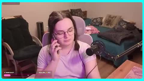 Snapshot of eva_katt chatting on April 2026 02:03:02 PM Gamer Katt online show from April 2026 02:03:02 PM