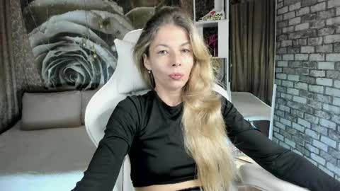 Eva online show from April 2026 04:59:02 PM