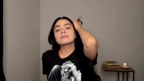 eva_monn online show from January 2026 11:41:02 PM