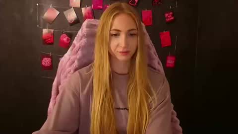 Eva online show from October 2025 12:49:02 PM