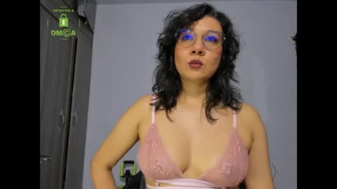 Snapshot of eva_rain01 chatting on June 2026 05:38:02 PM Eva online show from June 2026 05:38:02 PM