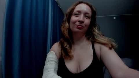 Snapshot of eva_rikchter chatting on June 2026 09:38:01 PM Ice Goddess online show from June 2026 09:38:01 PM