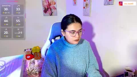 Eva  online show from November 2025 11:55:02 AM