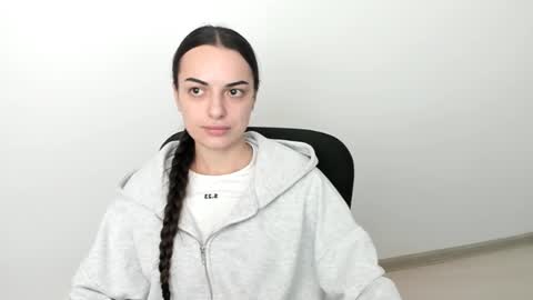 Eva online show from December 2024 05:08:02 PM