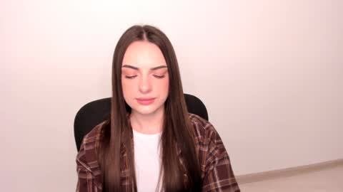 Eva online show from March 2025 04:56:02 PM