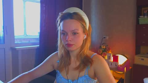 Snapshot of eva_sinn chatting on May 2026 10:12:02 AM Hi there i am Eva and i wish create a nice community with you so join my Ticket Show for more pleasure online show from May 2026 10:12:02 AM