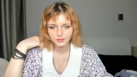 Snapshot of eva_vv chatting on May 2026 06:00:01 AM Eva online show from May 2026 06:00:01 AM