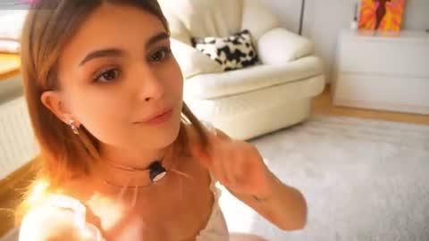 Snapshot of eva_zill_blossom chatting on July 2026 06:33:02 AM Hello my name is Eva its my first day here online show from July 2026 06:33:02 AM