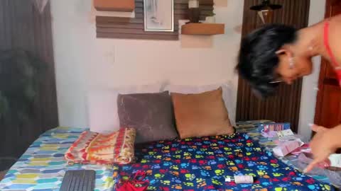 Snapshot of evaa_campbell chatting on May 2026 01:59:01 PM Eva online show from May 2026 01:59:01 PM