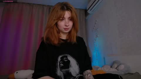 Snapshot of evaa_moonn_ chatting on May 2026 01:56:01 AM Eva online show from May 2026 01:56:01 AM
