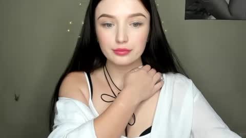 Eva online show from December 2024 09:52:02 PM